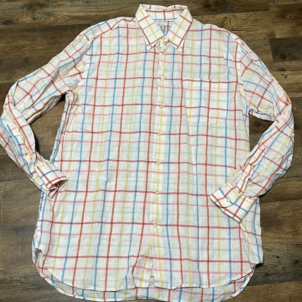 Peter Millar linen long sleeve button down shirt. Size large